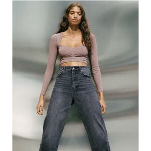 Zara Essential Casual Crop Top